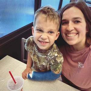 Meet your Posher, Emily